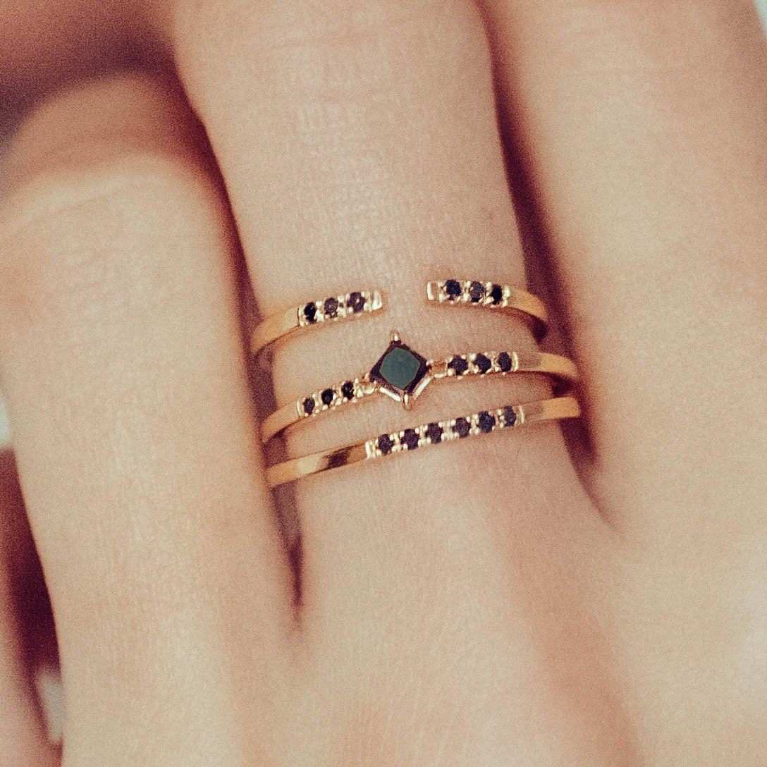 Black Diamond Rings