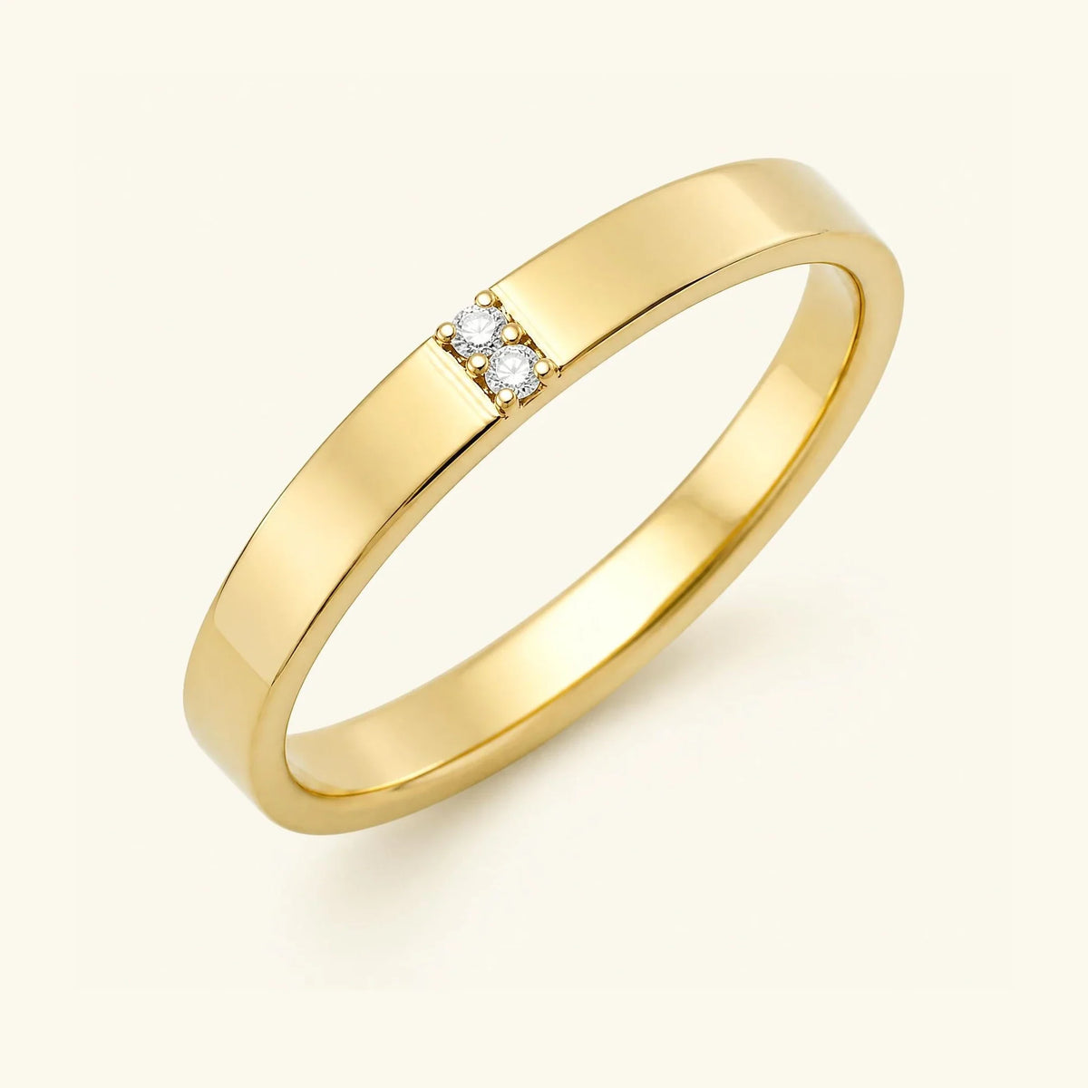 Diamond wedding ring for men in yellow gold