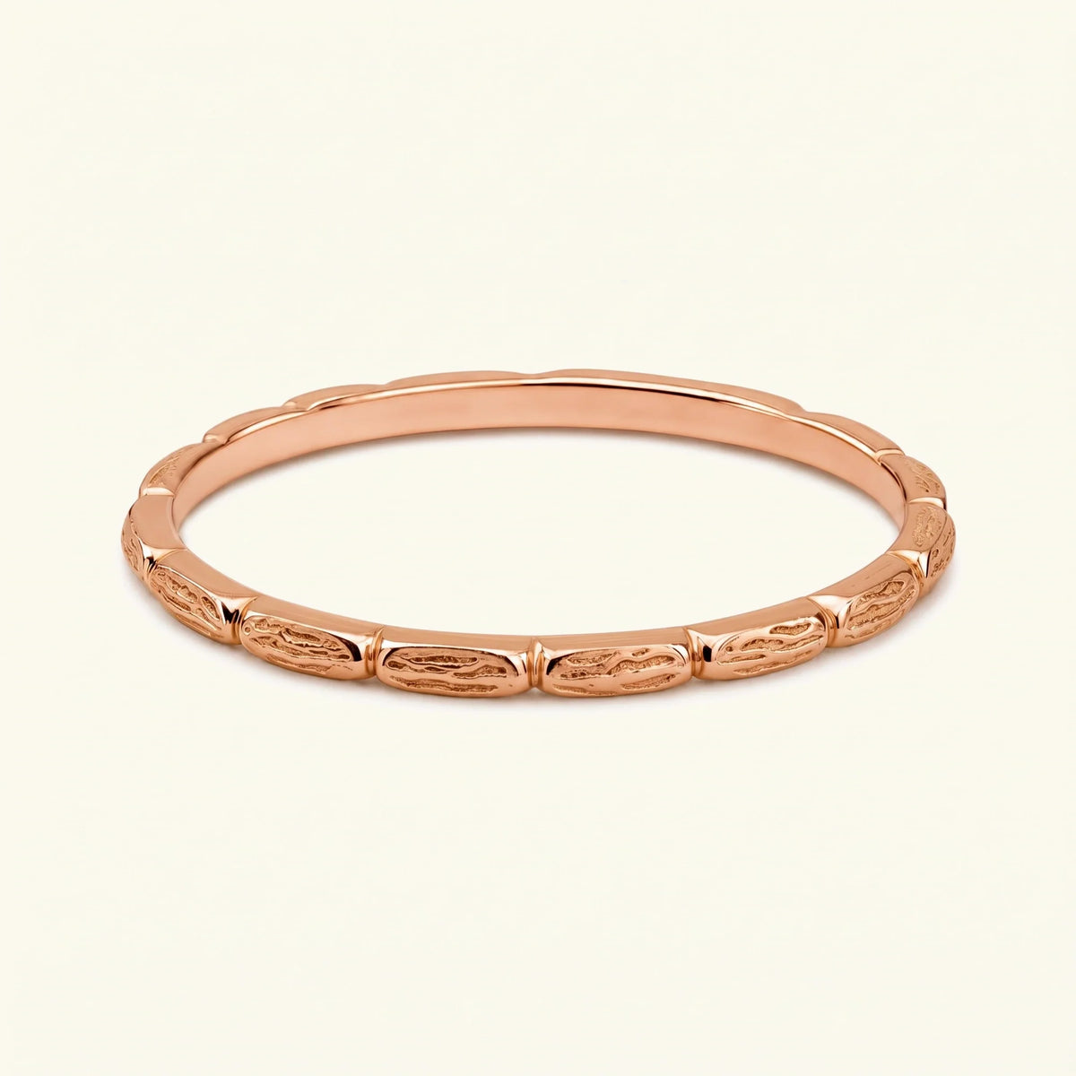 Sobek wedding ring in 18K rose gold, band with crocodile scales