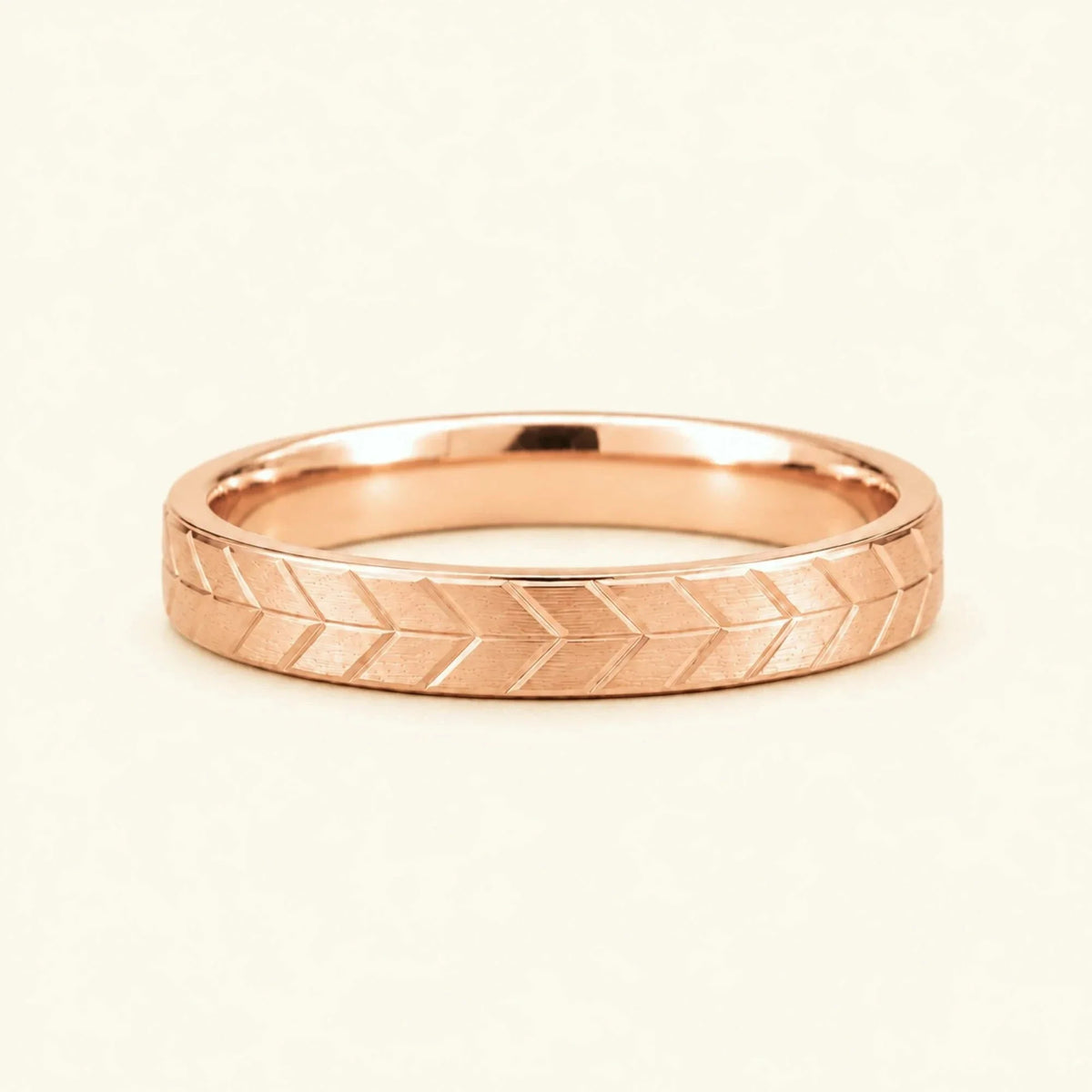 Rose gold chevron engraved 3mm wedding ring Maât, feather motif