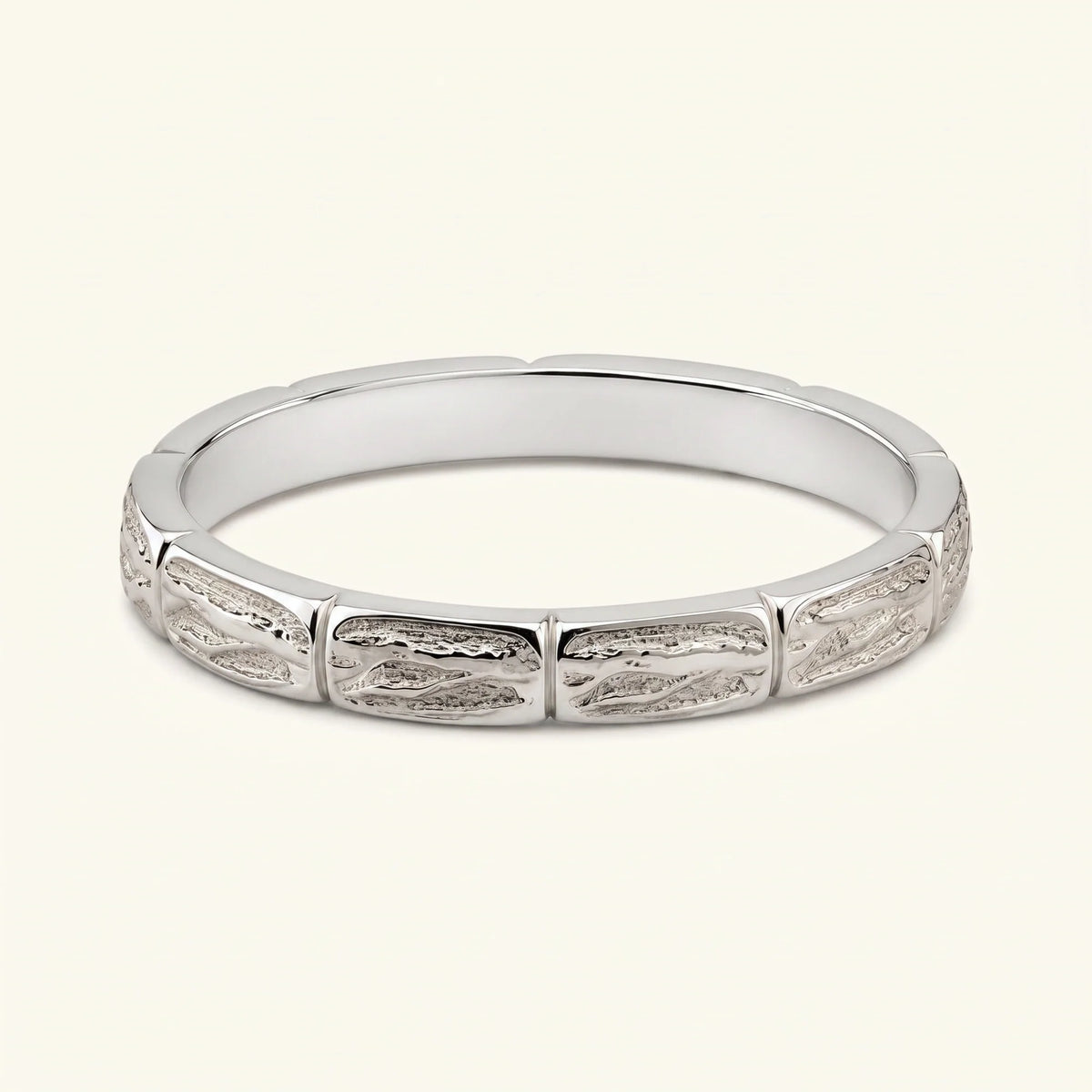 Sobek crocodile scale wedding band in 18K white gold, men's 2.7mm ring