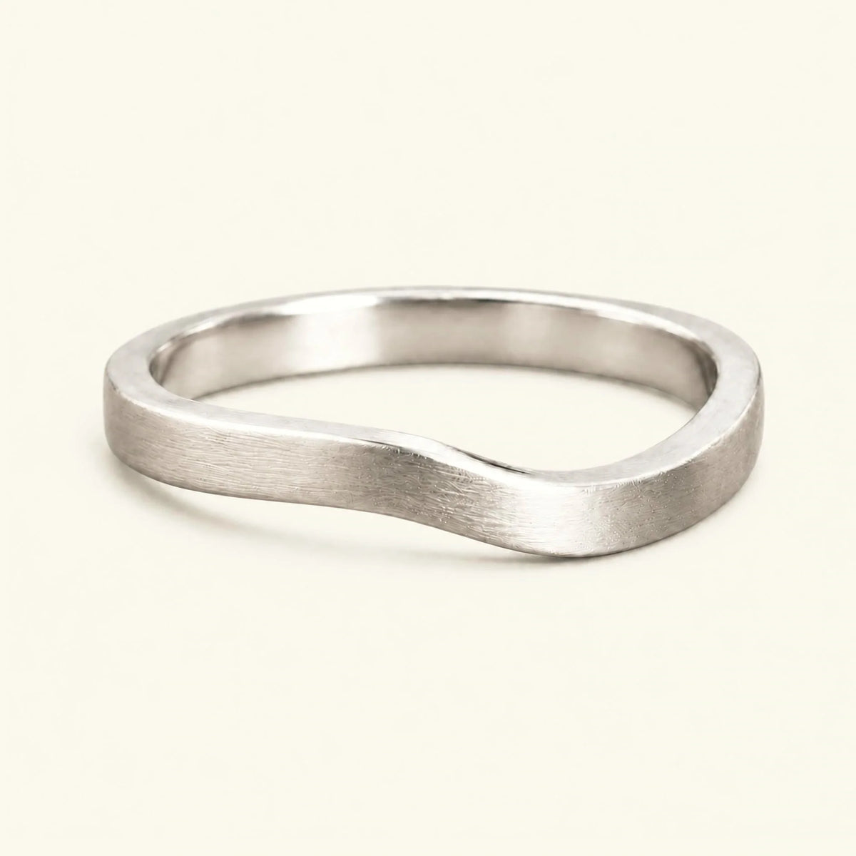 Men's brushed wave wedding ring white gold 2.5mm Pontos