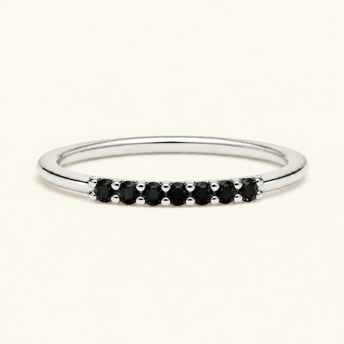 White gold Vadha wedding ring pavé set with 7 black diamonds