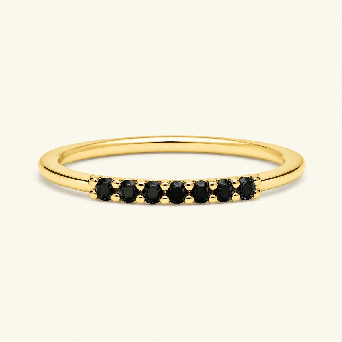 Yellow gold Vadha wedding ring pavé set with 7 black diamonds