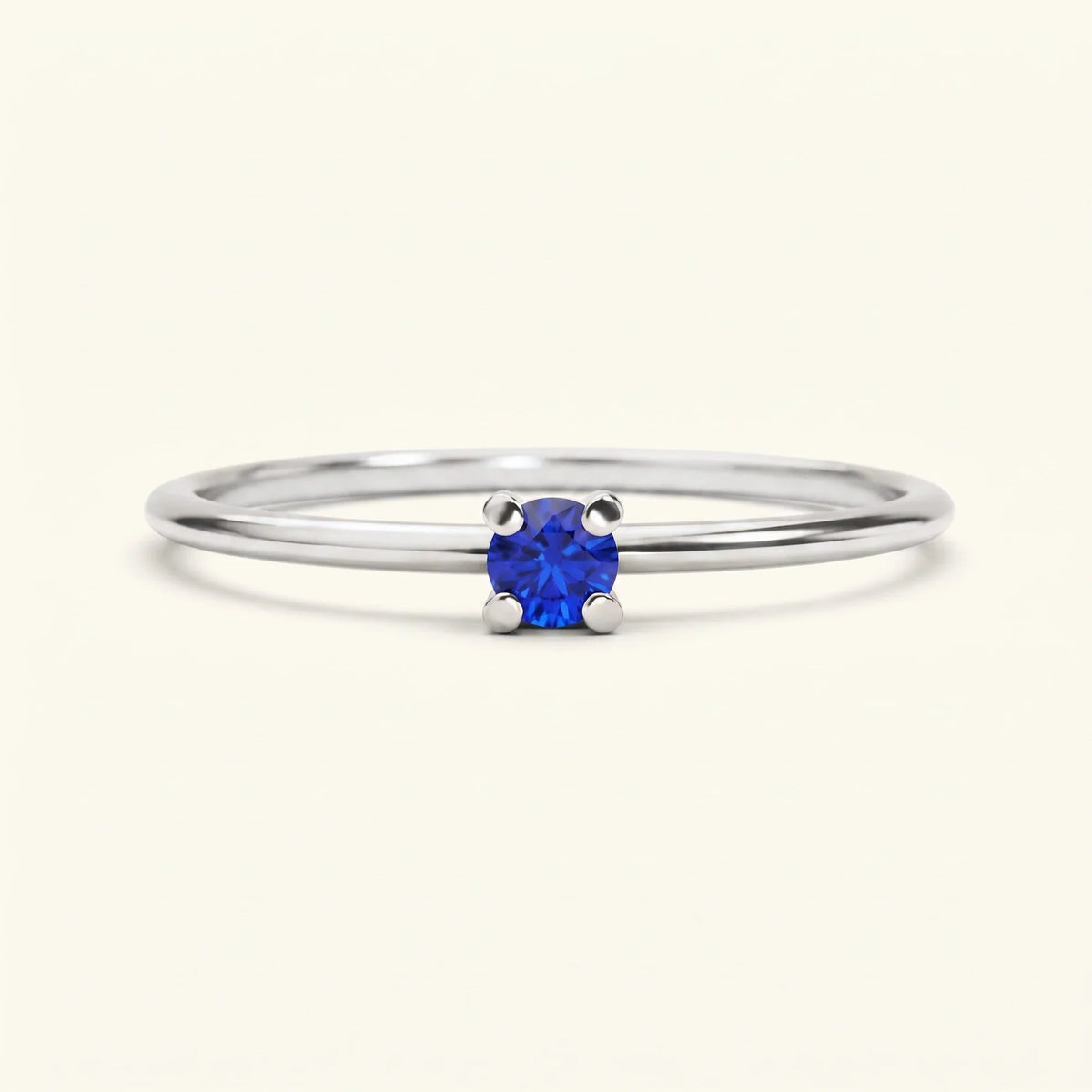 Saral ring in white gold set with sapphire