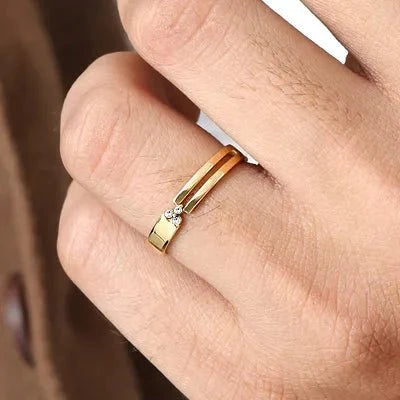 Vibhu men's ring in 18-carat gold and diamond