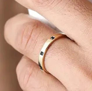 Viyom black diamond men's ring in 18-carat gold