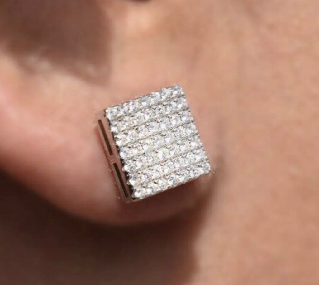 Mayuri 18K gold diamond earrings worn every day