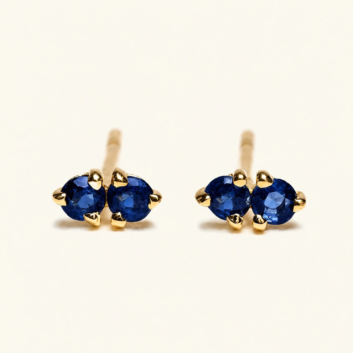 Prema earrings sapphire - yellow gold