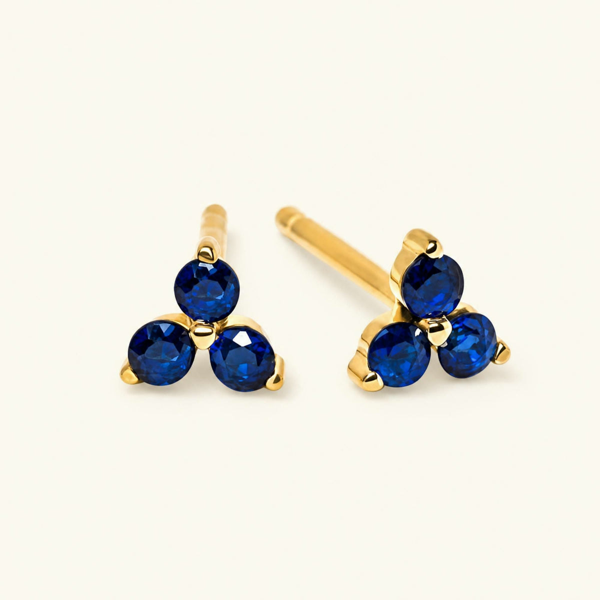 Radha Sapphire Earrings - yellow gold