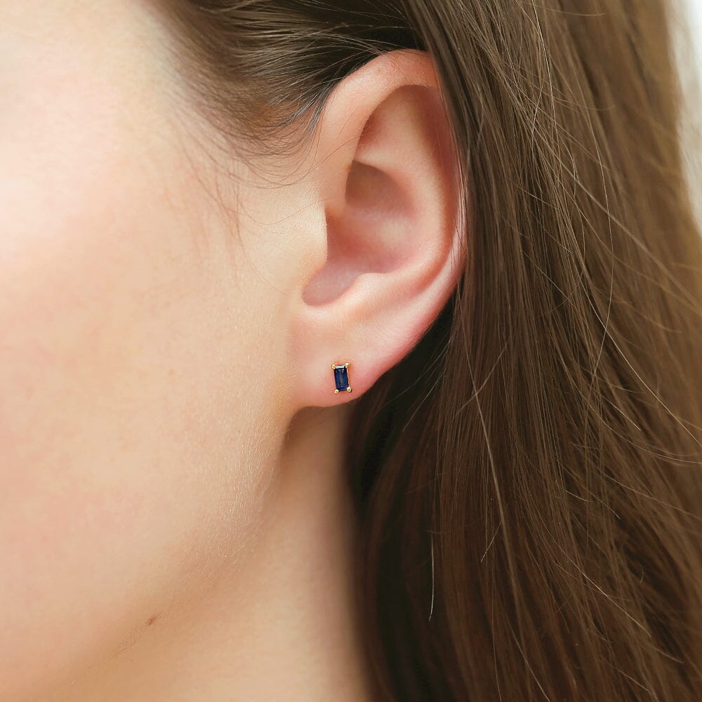 Sapphire solitaire baguette cut earrings in vermeil