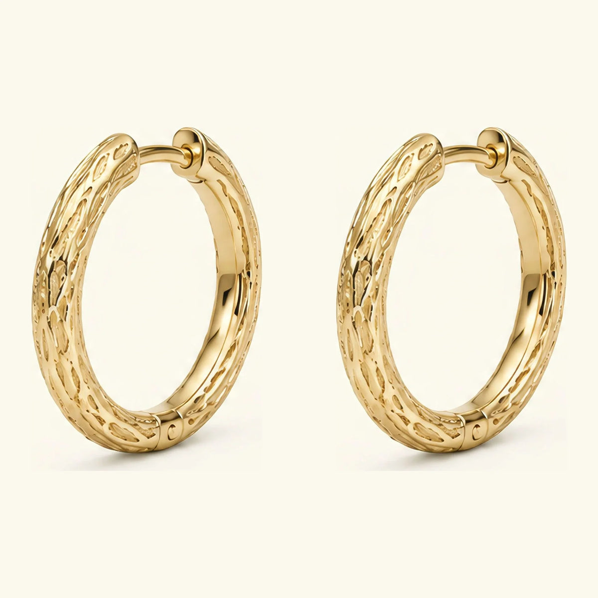Sobek hoop earrings in 18K yellow gold, hoops with crocodile scales, hinged closure