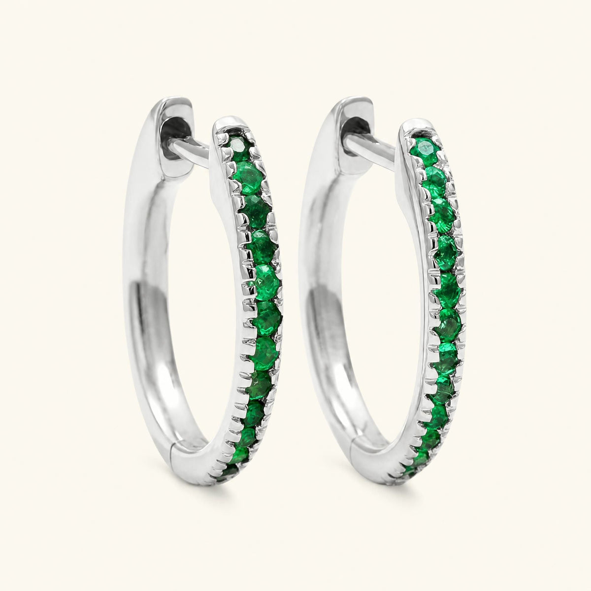 Ujala hoops Emerald - yellow gold