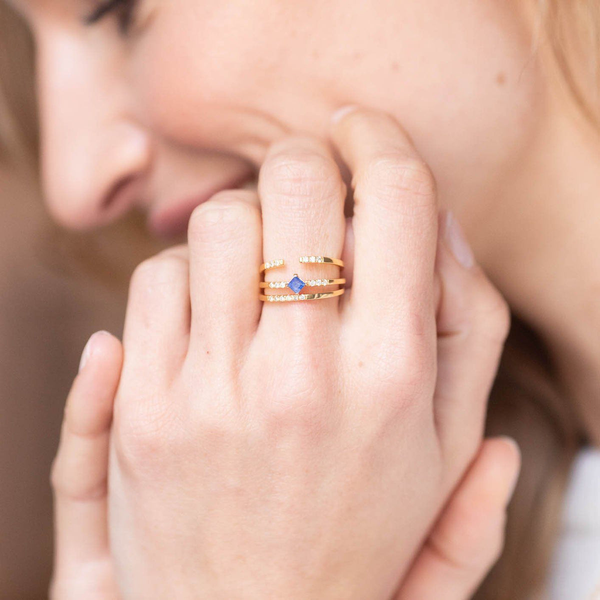 stacking of thin diamond and sapphire rings